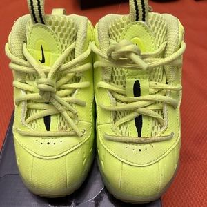 Nike little posite pro (TD) size 6c